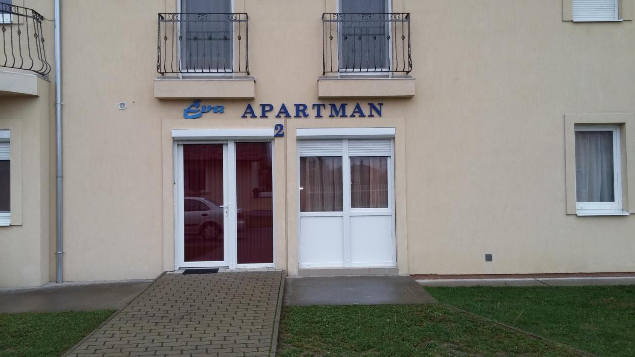 Eva Apartman Szigetvár Dış mekan fotoğraf