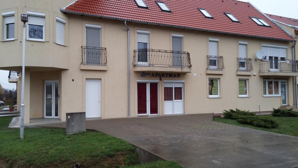 Eva Apartman Szigetvár Oda fotoğraf